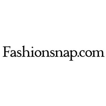 ファッションスナップ：会社