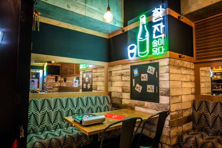 韓国大衆酒場 ラッキーソウル 西新宿 - 【ロケ地検索】居酒屋